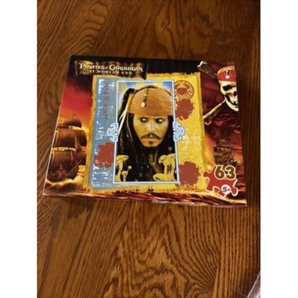 Disney‎ Pirates of the Caribbean At Worlds End 63 Piece Jigsaw Puzzle J. Sparrow